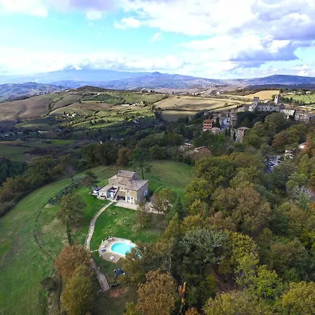Il Podere Degli Artisti 2*